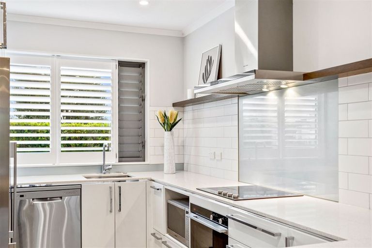 Photo of property in 4 Bomb Point Drive, Hobsonville, Auckland, 0616