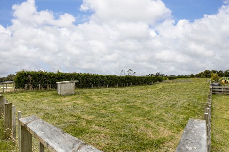 Photo of property in 589 Kent Road, Korito, New Plymouth, 4371