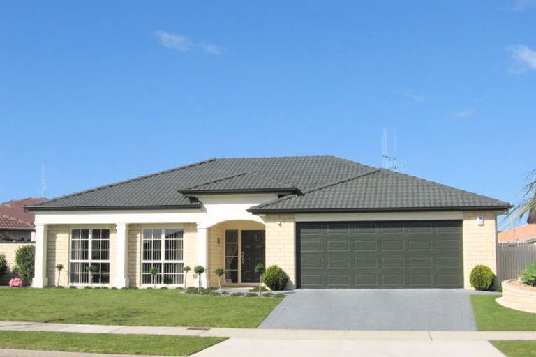 Photo of property in 3 Saint Heliers Place, Papamoa Beach, Papamoa, 3118