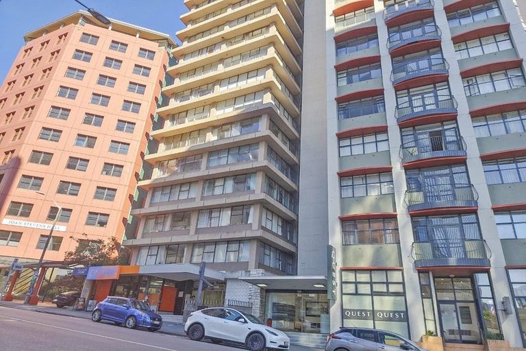 Photo of property in Terrace Tower Apartments, 10d/126 The Terrace, Wellington Central, Wellington, 6011