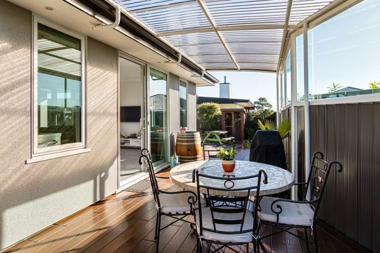 Photo of property in 10 Harold Place, Stoke, Nelson, 7011