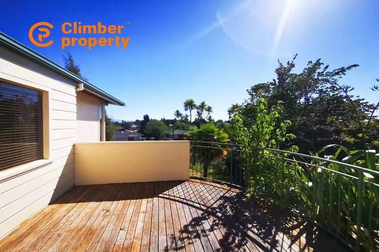 Photo of property in 18 Helena Road, Hillcrest, Hamilton, 3216