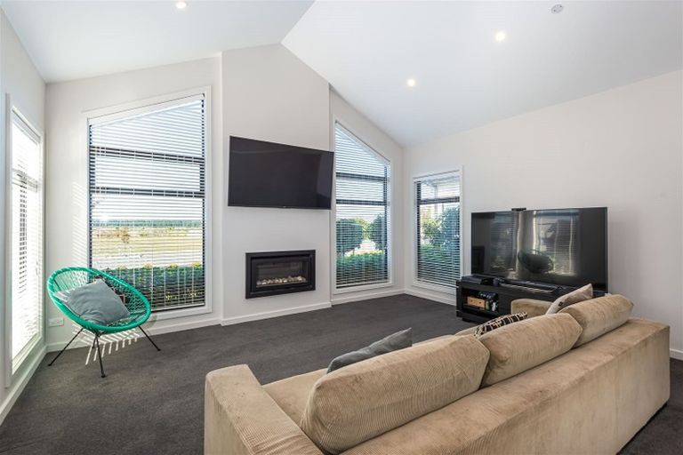 Photo of property in 57 Te Kohanga Drive, Pegasus, 7612