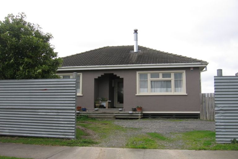 Photo of property in 135 Roberts Line, Kelvin Grove, Palmerston North, 4414