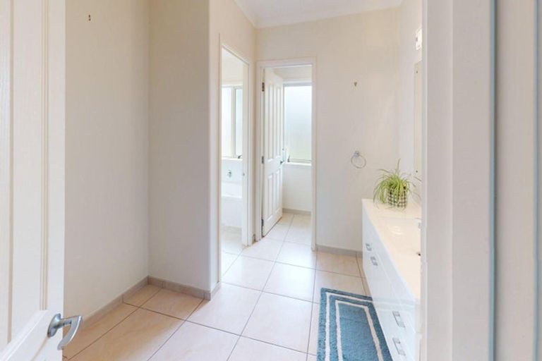 Photo of property in 44 Phillips Street, Sanson, 4817