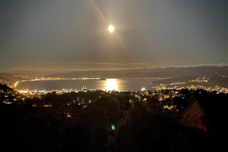 Photo of property in 87 Messines Road, Karori, Wellington, 6012