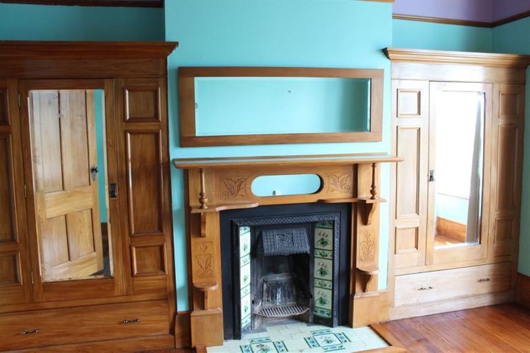 Photo of property in 32 Hereford Street, Kaikorai, Dunedin, 9010