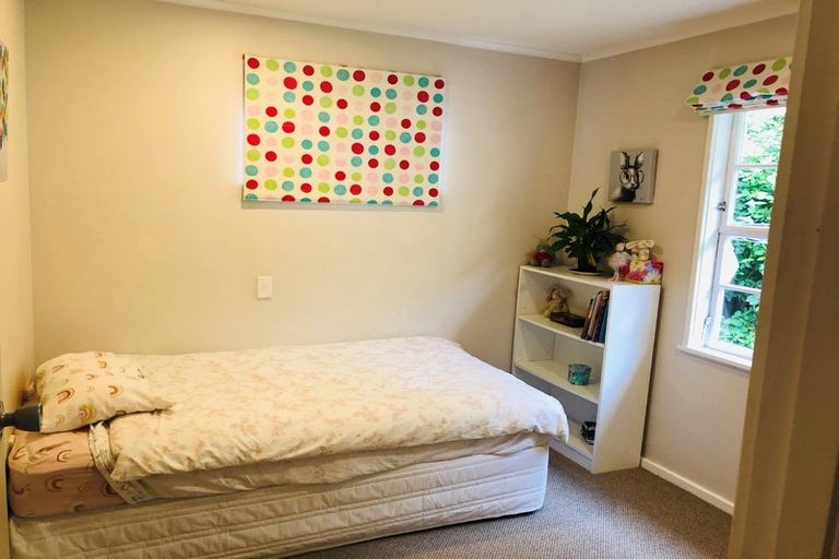 Photo of property in 25 Kent Terrace, Taradale, Napier, 4112