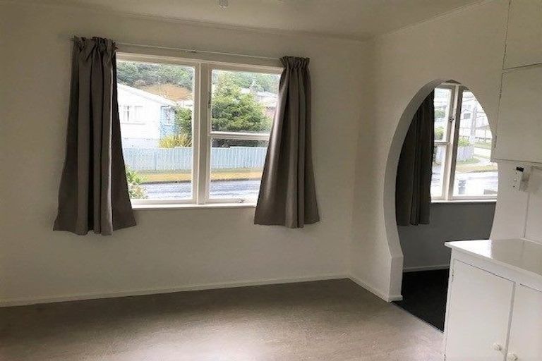 Photo of property in 171 Sievers Grove, Cannons Creek, Porirua, 5024