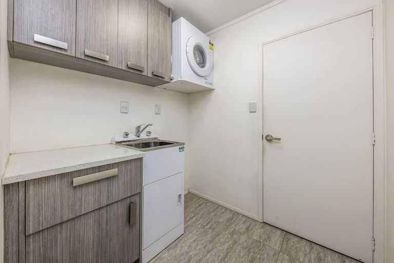 Photo of property in 32 Gracechurch Drive, Flat Bush, Auckland, 2016