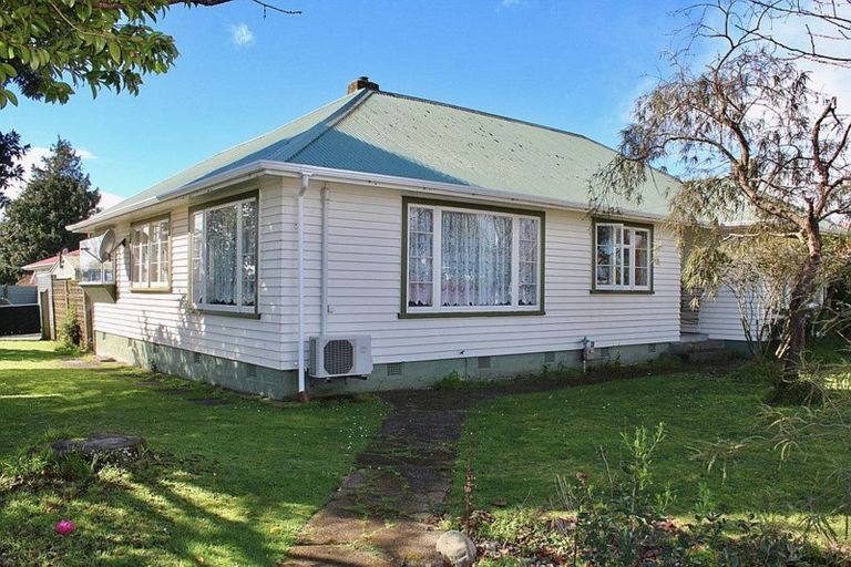 Photo of property in 27 Dorset Street, Levin, 5510