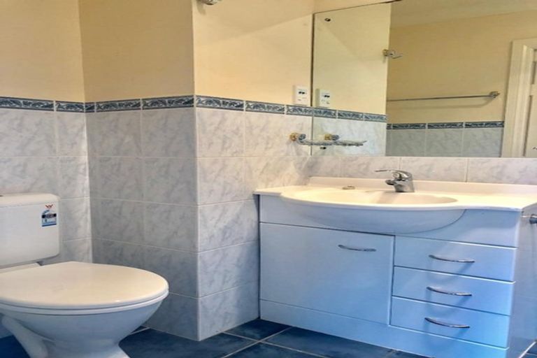 Photo of property in 1 Genesis Place, Flat Bush, Auckland, 2019