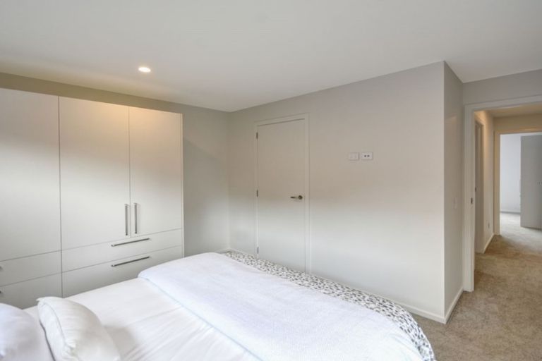 Photo of property in 2b Duke Street, Papakura, 2110