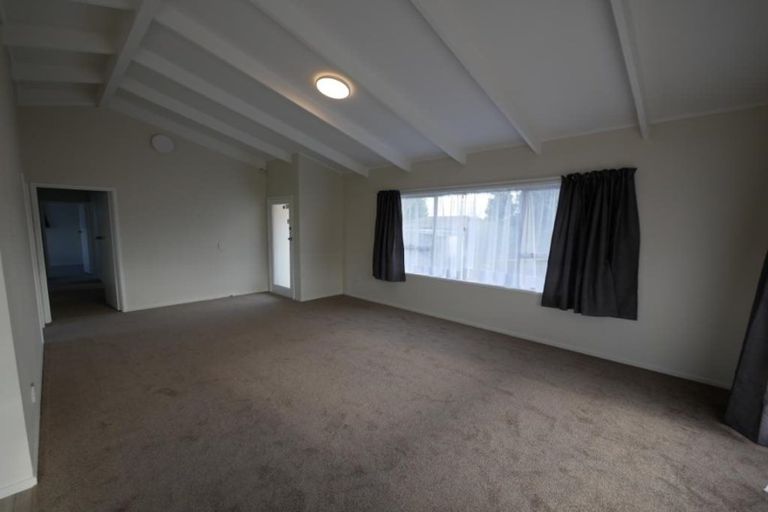 Photo of property in 30 Goodwin Drive, Rosehill, Papakura, 2113