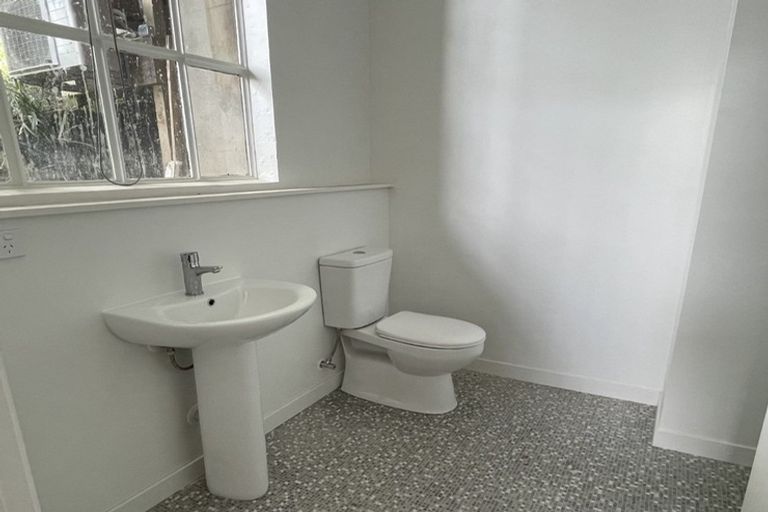 Photo of property in 255 Rattray Street, Dunedin Central, Dunedin, 9016