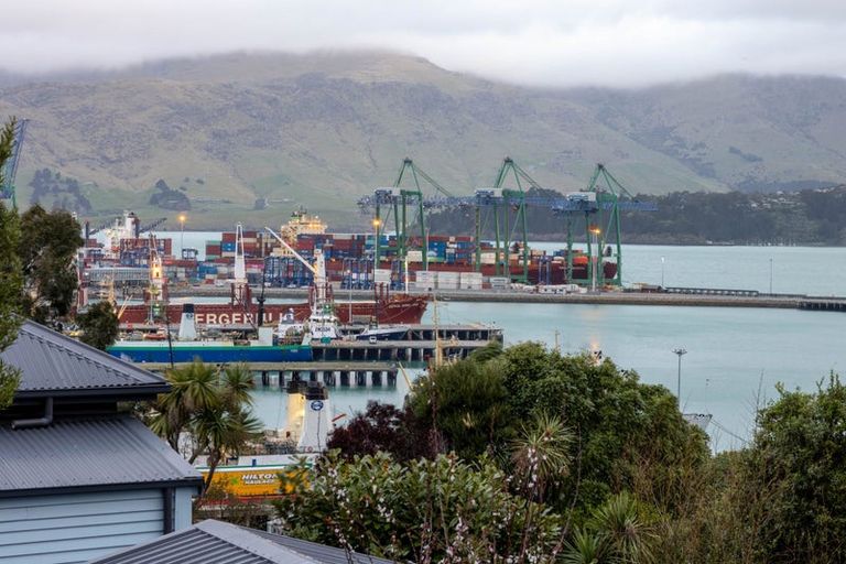 Photo of property in 13 Cunningham Terrace, Lyttelton, 8082