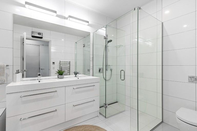 Photo of property in 76a Lismore Street, Wanaka, 9305