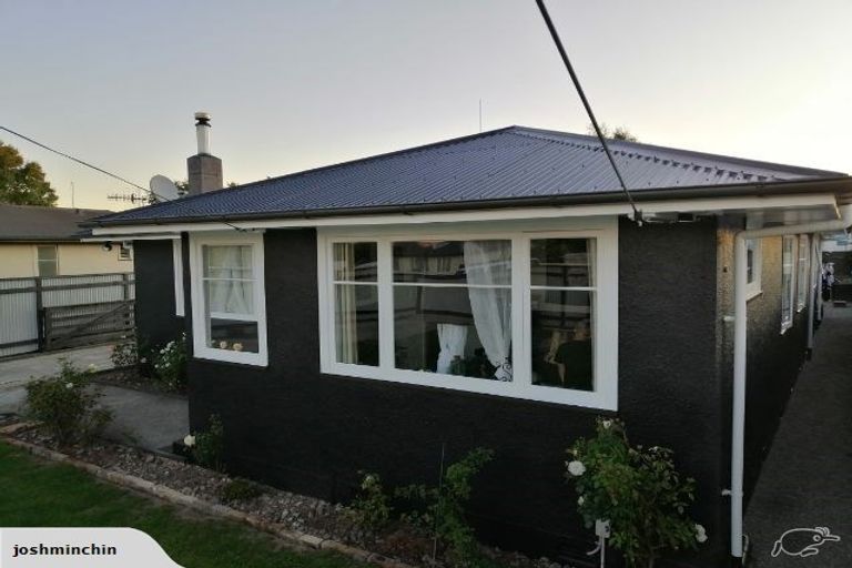 Photo of property in 11 Kettle Avenue, Awapuni, Palmerston North, 4412