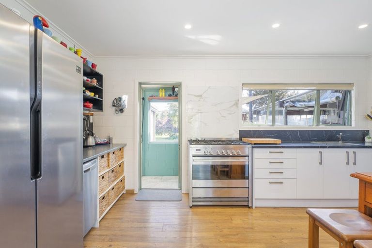 Photo of property in 77 Catherine Crescent, Whitianga, 3510