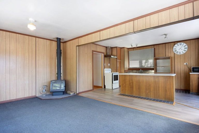 Photo of property in 103 Waikawa Road, Picton, 7220