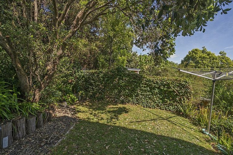 Photo of property in 35 Whiritoa Beach Road, Whiritoa, Whangamata, 3691