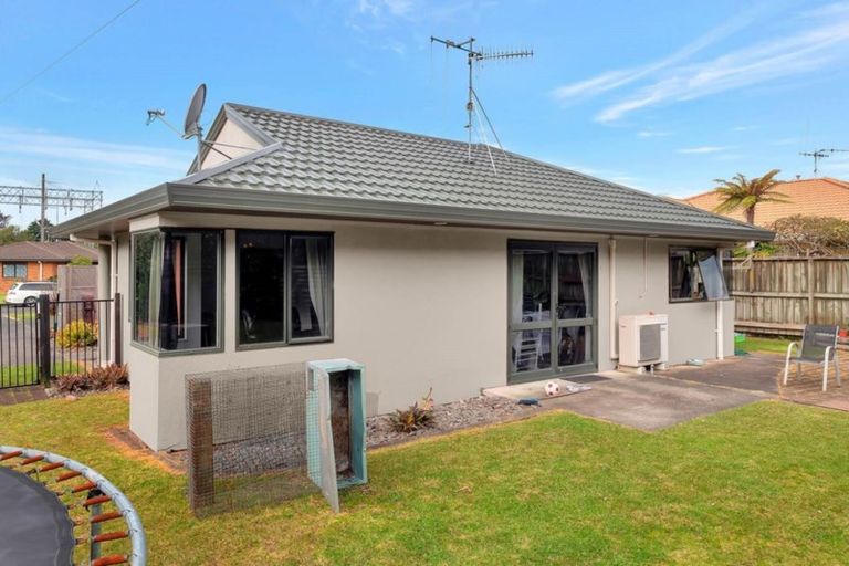 Photo of property in 19 Oleander Lane, Mount Maunganui, 3116