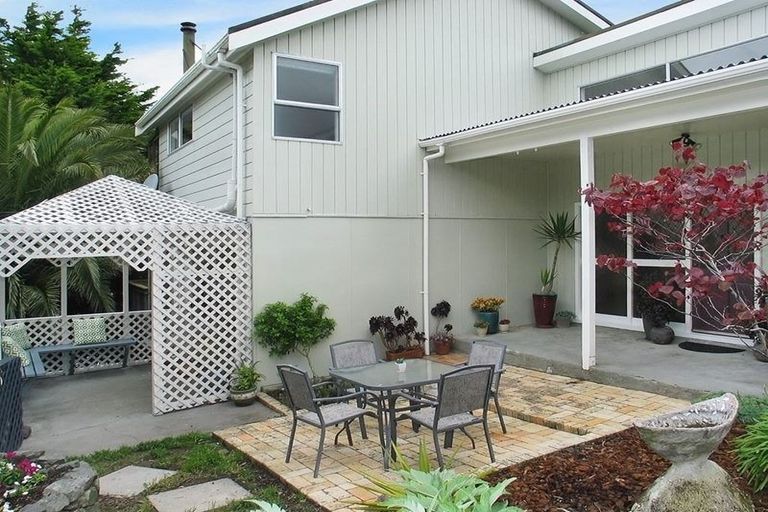 Photo of property in 9 Keel Place, Whitby, Porirua, 5024
