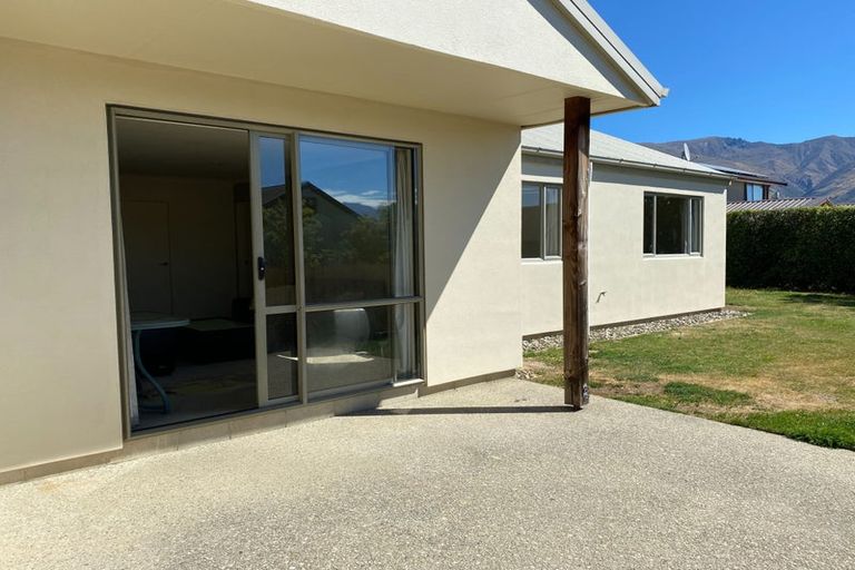 Photo of property in 81a Kings Drive, Wanaka, 9305
