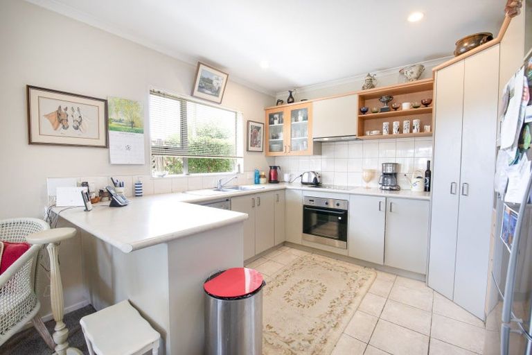Photo of property in Parkvale Estate, 40/1232 Howard Street, Parkvale, Hastings, 4122