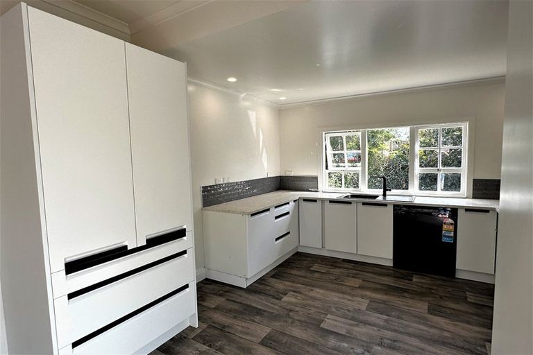 Photo of property in 28a Gibson Road, Tuakau, 2121