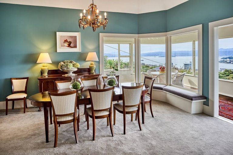 Photo of property in 52 Central Terrace, Kelburn, Wellington, 6012