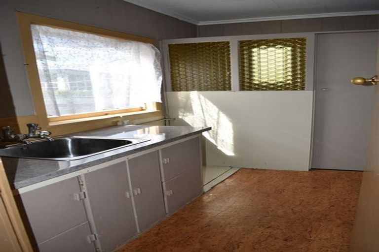 Photo of property in 1/20 Northcote Road, Takapuna, Auckland, 0622