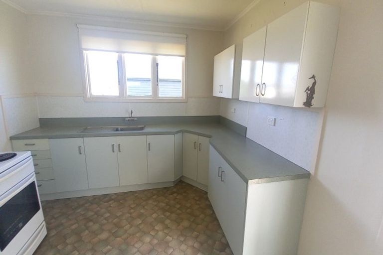 Photo of property in 6 Kirkland Street, Ohai, 9635