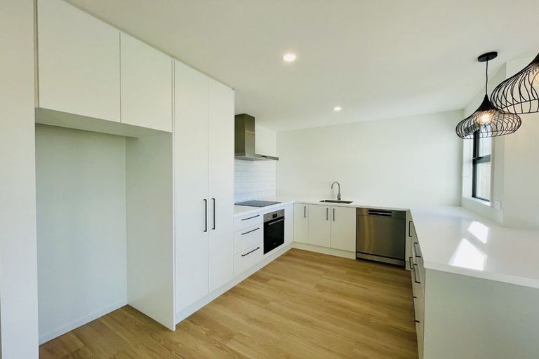 Photo of property in 8 Riroriro Lane, Halswell, Christchurch, 8025