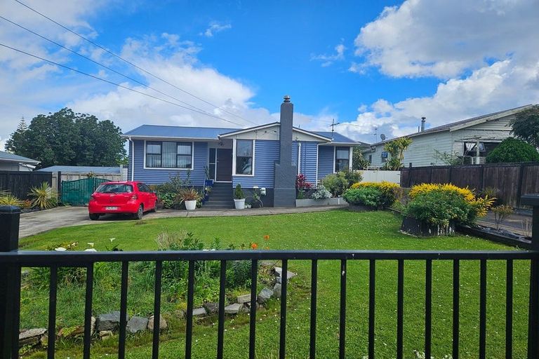 Photo of property in 43 Margaret Road, Papatoetoe, Auckland, 2025