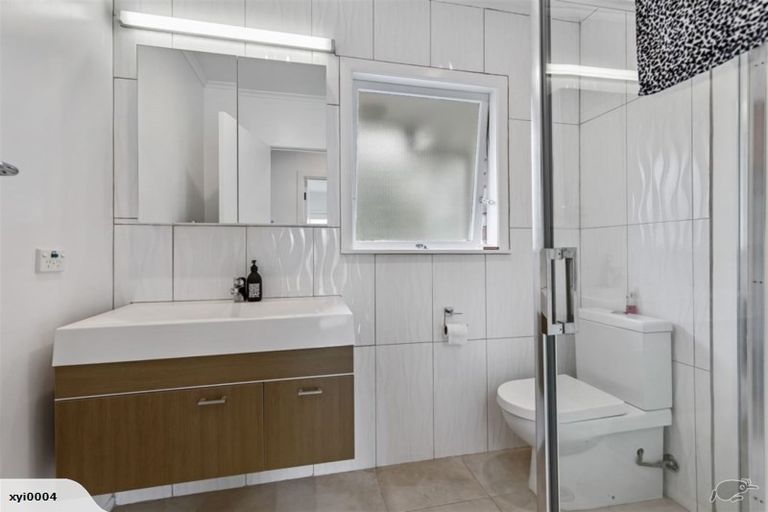 Photo of property in 2/10 Nile Road, Milford, Auckland, 0620