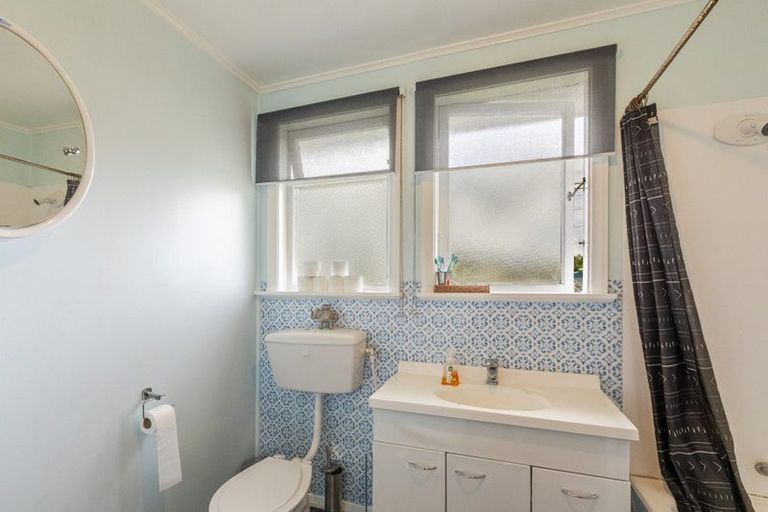 Photo of property in 108 Geddis Avenue, Maraenui, Napier, 4110