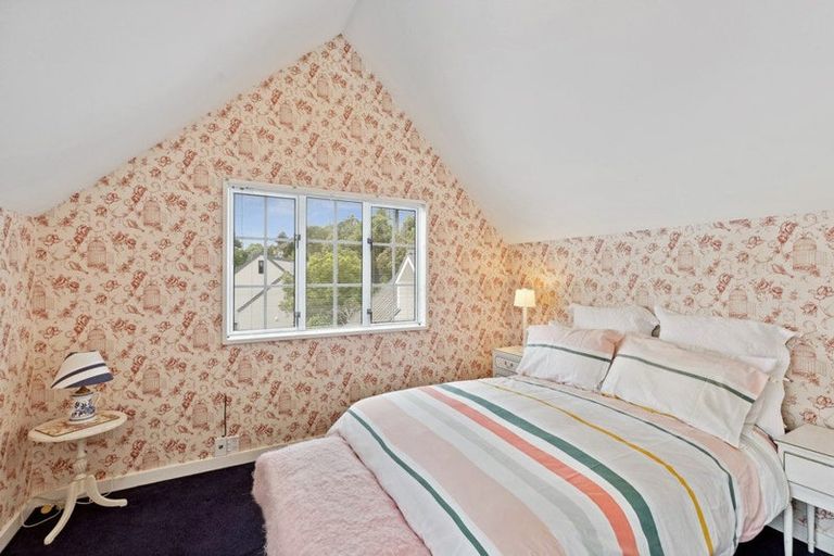 Photo of property in 1/27 Lookaway Place, Huntsbury, Christchurch, 8022