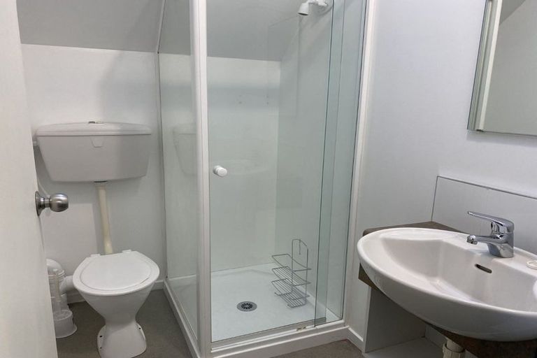 Photo of property in 5/74 Hansons Lane, Upper Riccarton, Christchurch, 8041