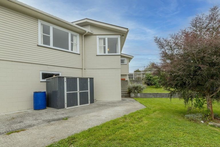 Photo of property in 164 Weraroa Road, Levin, 5510