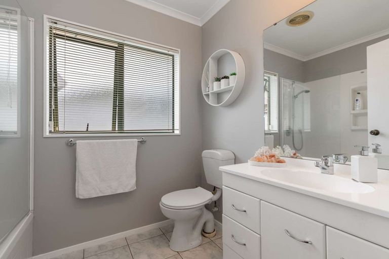 Photo of property in 273 Mahia Road, Weymouth, Auckland, 2103