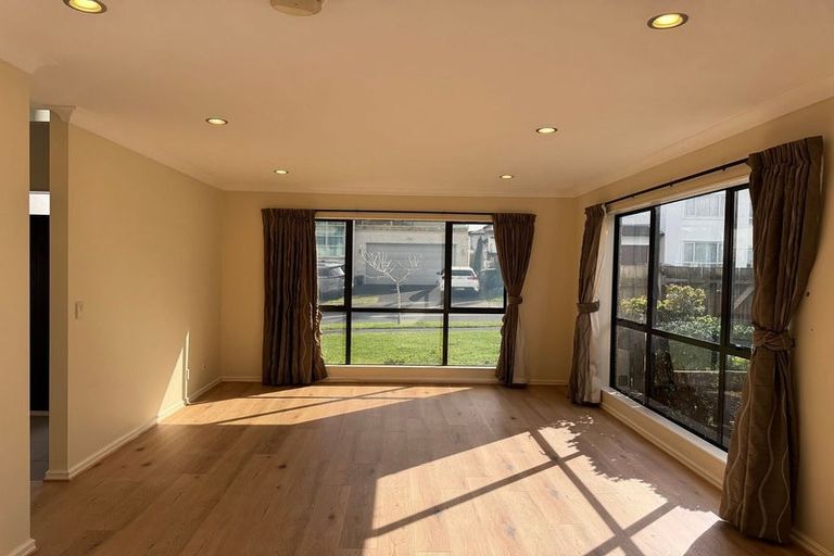 Photo of property in 3 Askerne Drive, Flat Bush, Auckland, 2016