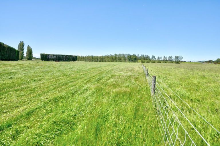 Photo of property in 23 Waikaka Valley Highway, Willowbank, Gore, 9771