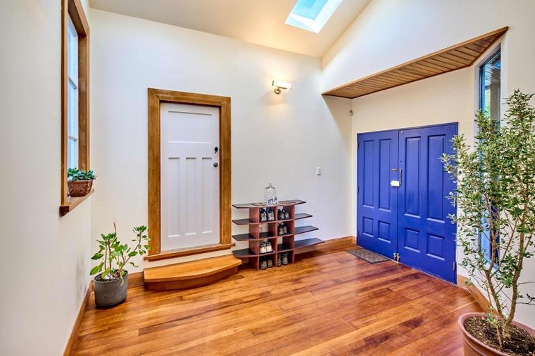 Photo of property in 202 Happy Valley Road, Owhiro Bay, Wellington, 6023