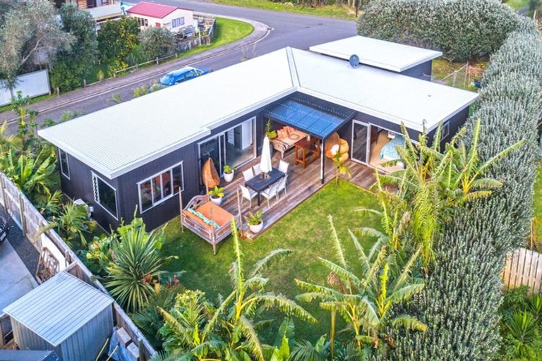 Photo of property in 1 Summer Lane, Tairua, 3508