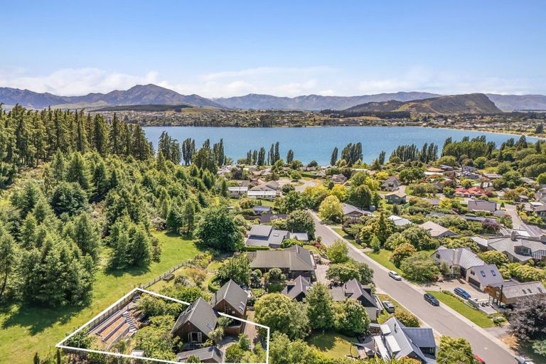 Photo of property in 24b Bills Way, Wanaka, 9305