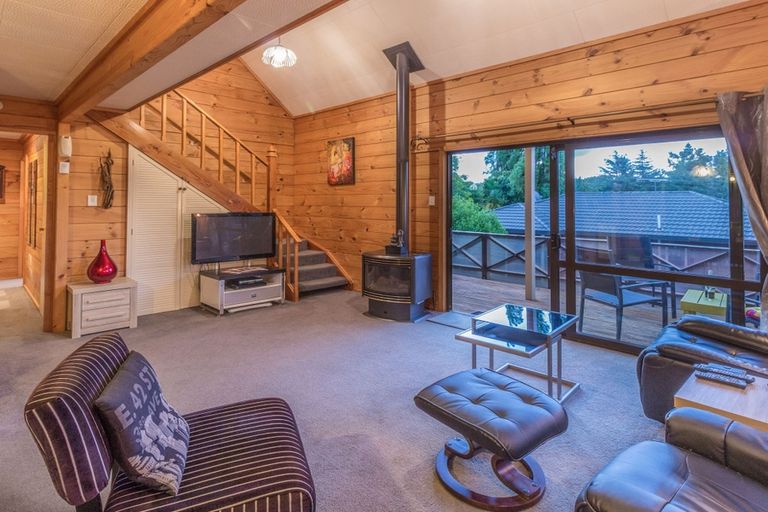 Photo of property in 1/74 Colwill Road, Massey, Auckland, 0614