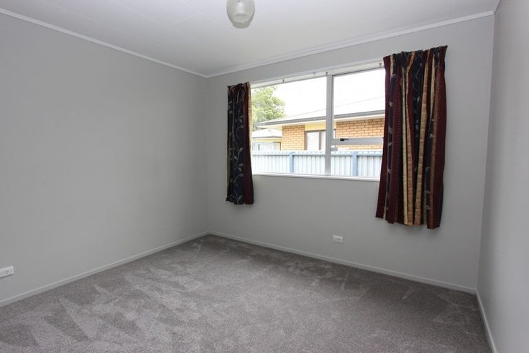 Photo of property in 29 Kowhai Street, Inglewood, 4330