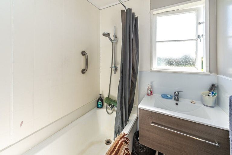 Photo of property in 44 Bennett Street, Gonville, Whanganui, 4501