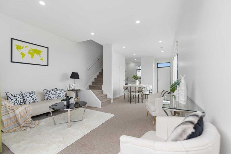 Photo of property in 23 Alliance Lane, Papakura, 2110